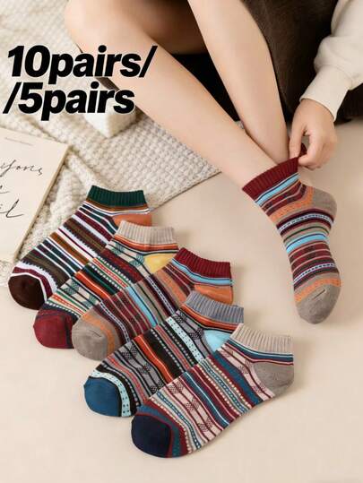 10/5 Đôi tất ngắn kẻ sọc cổ điển dành cho nữ, tất cổ thấp thoáng khí, thiết kế phối màu, đa năng dễ dàng phối với mọi loại giày như giày thể thao, giày vải, giày lười, thấm hút mồ hôi, khử mùi, mềm mại và thân thiện với da, phù hợp cho đi làm hàng ngày, ở nhà, chơi thể thao, cực kỳ thoải mái.