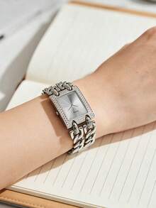Guess Reloj de cuarzo de moda para mujer. Caja cuadrada de acero inoxidable. Esfera enjoyada con diamantes de lujo. Adecuado para diversas ocasiones. Perfecto para viajes, reuniones, regalos y uso diario. /W95088L1/W0072L1/W0072L3 - Plateado - Ver 3