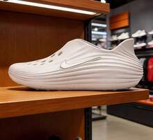 Nike Sandal nữ thoáng khí, khoét lỗ, kiểu dáng slip-on, hở mũi. - Màu be - Xem 5