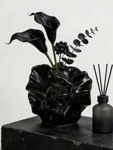 1Pc Glossy Black Ruffled Edge Art Vase, Asymmetric Petal Shape Nordic Modern Minimalist Resin Flower Vase, Home Decor Ornament For Living Room Entrance Desktop, Housewarming & Birthday Gift - New Model - View 3