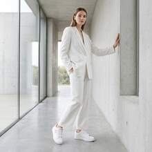 Zapatillas deportivas informales para mujer, en color blanco con un bordado de mariposa, confeccionadas en piel sintética de PU, con diseño de cordones y puntera redondeada, transpirables y cómodas, dotadas de suela antideslizante, ligeras y modernas, con un estilo elegante y contemporáneo, ideales para el día a día y todo tipo de ocasiones informales. - Rosa - Ver 1