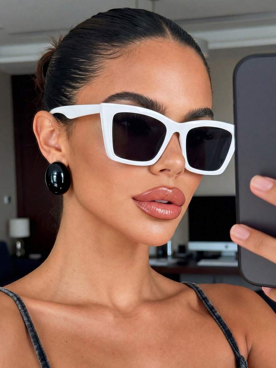 1 paire de lunettes de soleil unisexes minimalistes à œil de chat blanc, convenant à une tenue élégante, aux voyages, aux sports, à la conduite, aux festivals, à la plage, aux festivals de musique, aux sorties, aux accessoires d'été, aux vacances, aux sorties en famille, à la protection UV, au golf, à la randonnée, au style de rue, aux sports, aux fêtes, aux activités de plein air, à la pêche, aux vacances, aux activités de plein air, à la protection solaire - Noir et Blanc - Voir 1