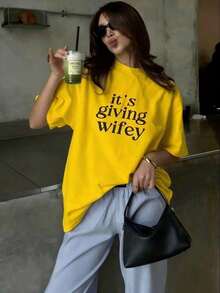 Its Giving Wifey T-Shirt - Bride To Be Shirt, Newlywed Tee, Custom Engagement Gift, Honeymoon Outfit, Wedding Day TShirt, Wifey Vibes, Bride,% Cotton Oversized Short Sleeve Classic Heavy Cotton T Shirt Printed Graphic Tee Women's Casual Short-Sleeved Top2025 - Màu vàng - Xem 3