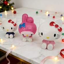 SANRIO 3件套装饰摆件，PVC材质，适用于汽车、房间和卧室装饰。可用作节日或生日礼物、收藏级人物家居装饰品、派对礼品、家居装饰，也是女孩房间装饰的必备品。 - 3PCS - 查看 10