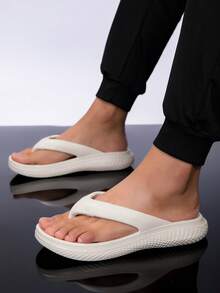 2026 New Summer Unisex Flip Flops, Solid Color Minimalist Casual Slippers, Non-Slip Soft Bottom Lightweight Beach & Outdoor Shoes - White - View 3