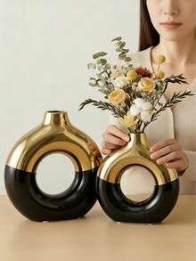 1个陶瓷花瓶装饰品，简约现代蓝白瓷器，适合插鲜花，可用于客厅、餐桌、茶几、办公室、卧室装饰，也可作为节日礼物、婚礼装饰或精致小礼物。 - 多色3 - 查看 2