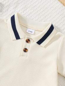 2pcs/Set Baby Boy Minimalist Outfit, Contrast Color Polo Shirt Paired With Matching Shorts, Summer - Apricot - View 3