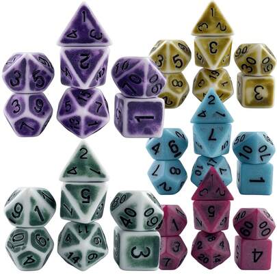 7 Stück Würfel mit Vintage-Effekt: Perfekt für Brettspiele & Sammler