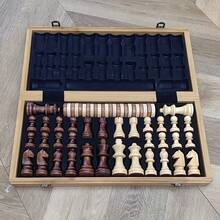 33件套专业折叠式国际象棋套装 - （包含16枚黑色棋子、16枚白色棋子、1个棋盘） - 精美礼盒包装，便于携带的桌面游戏，国际象棋爱好者的必备之选 - 查看 1