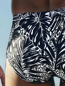 Mercer Haus Men's Outdoor Sports Latest Style Triangle Swimming Trunks, Casual Holiday Beach - Black - View 7
