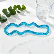 1pc New Color Changing Twist Fidget Toy, Transforms Into Multiple Shapes, Stress Relief Toy For Teens, Crystal Color Twisty Toy, Handheld Desktop Toy To Relieve Anxiety, Suitable For Classroom, Outdoor, Office, Perfect As Desktop Decor, Classroom Prize, Party Favor, Holiday Gift NZAQ - (Màu xanh da trời) - Xem 13
