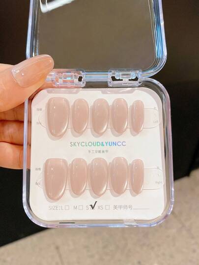 10片手工制作的按压式美甲贴片，简约裸色短杏仁形美甲，包含2片凝胶美甲贴片、1个指甲锉和美甲收纳盒。适合女士派对、舞蹈、日常佩戴，可重复使用。