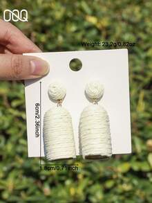 1 Pair Versatile Boho Style Handmade Woven Raffia Cylinder Dangle Earrings, Creative Exaggerated Geometric Colorful Raffia Earrings Suitable For Women's Daily, Vacation, Party Wear (Handwoven Randomly, Handmade May Have Slight Glue Residue) - White - View 6