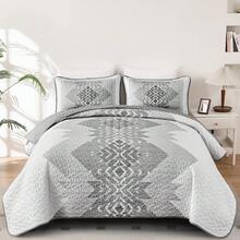 Green Boho Reversible Bedspread Set Queen Size (90"X96").3 Pieces Geometric Print Coverlet With 2 Pillowcases, Soft & Lightweight Textured Microfiber Bedding For All Seasons Perfect Mother's Day Gift & Wedding Home Decor. - 綠色 - 查看 6