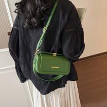 绿色简约小方包，新款时尚五金百搭手提包，女士时尚单肩斜挎包 - 綠色 - 查看 8