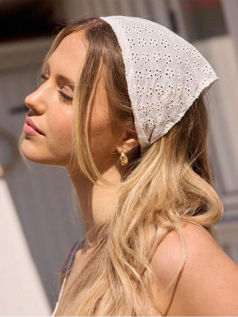 1件女士手工刺绣花卉荷叶边头巾，适合日常佩戴和度假 - 白色 - 查看 1