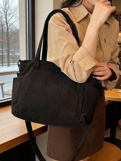 1 chiếc túi đeo chéo nữ bằng nylon, túi xách tay có dây đeo điều chỉnh được, dung tích lớn, chống trầy xước và mài mòn, đựng được hộ chiếu, tiền, thẻ ID, thẻ tín dụng. Nhẹ, thích hợp cho mua sắm, đi làm, công sở, hẹn hò, du lịch hàng ngày. Màu trơn thời trang.