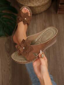 Women's Thick Bottom Wedge Floral Decor Hollow Out Slippers, Elegant Vacation Fashion Beach Bohemian Casual Sexy Floral Hollow Wedge Thick Bottom Sandals, Summer - Brown - View 1