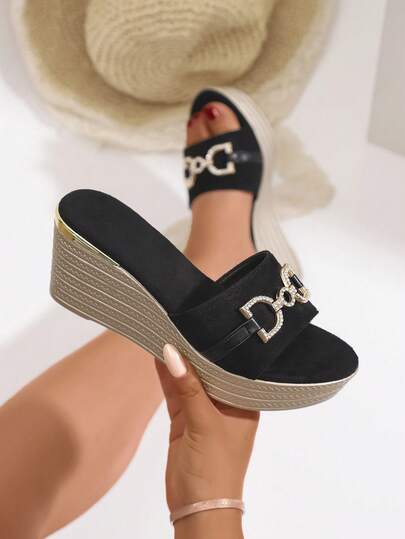 Sandalias de playa con adornos de strass, estilo de vacaciones con un toque de lujo