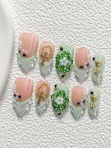 10件套森林主题优雅手工美甲套装，凝胶美甲贴片，包含小花朵、3D玫瑰、十字架、绿色水钻美甲配件、手工捏制五瓣花美甲装饰、绿色指甲油，清新风格，附赠美甲工具（1张果冻贴片+1把指甲锉），三种尺寸可选：杏仁形、鸭形、棺材形美甲，适合聚会、日常、派对、拍照、玩乐、春夏、通勤等场合。 - 彩色 - 查看 3