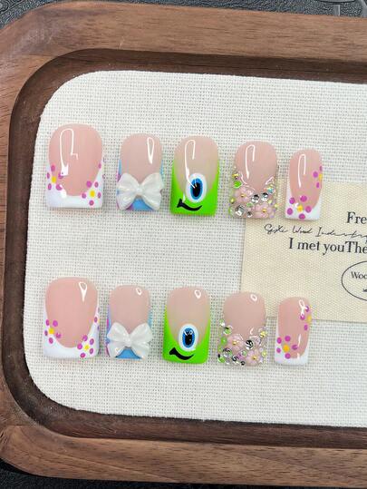 10片装Y2K风格管道形美甲贴片套装 - 手工制作，粉色美甲，绿色美甲，绿蓝法式美甲，手绘粉色小花和蓝色眼睛图案，粉色小花元素和白色蝴蝶结装饰