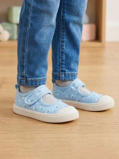 1 đôi giày thể thao vải bố in họa tiết màu xanh dương cho bé gái, mũi tròn, có khóa dán, đế mềm, kiểu dáng thời trang tươi mới, giày sneaker cho bé thoải mái, thoáng khí, phù hợp cho các hoạt động ngoài trời mùa hè, đi dạo công viên, lễ hội và đi học.