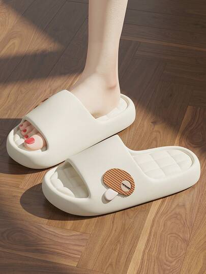 Dép lê đế dày 3cm họa tiết mây và nấm hoạt hình EVA mùa hè mới 2026, dép đi trong nhà thoải mái dành cho nữ.