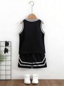 2pcs/Set Young BoySummer Sleeveless Number 32 & Letter Print Vest And Shorts Casual Sports Outfit - Black - View 3