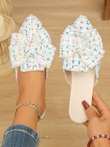 Beige Bow