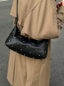 Bolso bandolera de moda BEIKAMU con decoración de remaches, correa de hombro ajustable, cierre con cremallera, versátil, adecuado para universidad, ir al trabajo, compras, paseos, uso diario - Negro - Ver 6