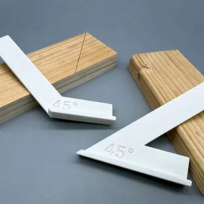 2件装塑料角度尺/量角器，白色简约外观，适用于艺术家、工匠，可进行精确测量