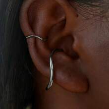2pcs Minimalist Asymmetric Twisted Design Solid Color Clip-On Earrings, Smooth Copper Material Suitable For Daily, Vacation, Party Decoration - Ear Clip - View 1