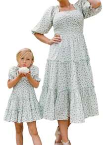 Mommy And Me Matching Dresses Short Sleeve Square Neck Print Dress Family Matching Sundress Outfits, Mother Daughter Matching Dresses, Family Matching Outfits - 媽媽白 - 查看 1