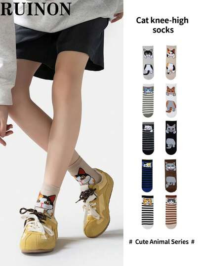 1/10 Đôi tất dài đến bắp chân màu đen trắng cơ bản hình mèo dễ thương, thấm hút mồ hôi, thoáng khí, phù hợp cho cả nam và nữ, thích hợp mặc hàng ngày, đi làm, đi học, chơi thể thao, làm quà tặng cho các cặp đôi