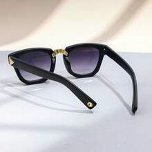 1副时尚显瘦百搭方形眼镜，适合夏季海滩、度假、派对、日常生活和街头穿着 - 彩色 - 查看 4