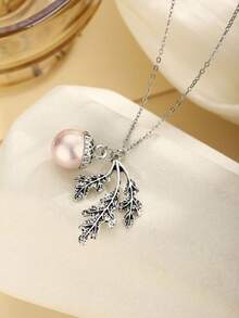 1 chiếc dây chuyền mặt hình lá và quả thông bằng hợp kim kiểu dáng Châu Âu và Mỹ, thanh lịch, cao cấp, thích hợp cho phụ nữ đeo hàng ngày. - Bạc - Xem 2