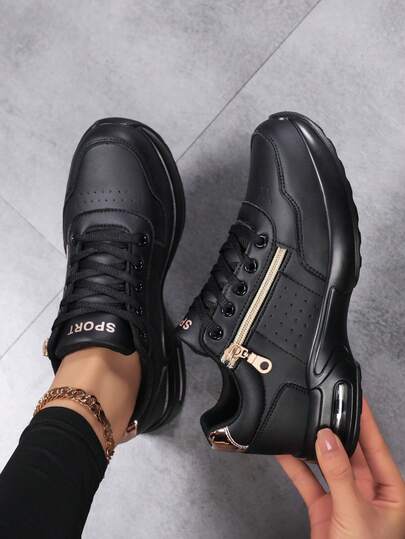 Giày thể thao nữ cỡ lớn đa năng, nhẹ, có đệm, màu đen, đế thấp, kiểu dáng casual, mũi tròn, buộc dây, giày chạy bộ chống trượt, giày đế dày thời trang màu đen, giày du lịch đơn giản buộc dây, giày trang trí khóa kéo bên hông, giày thể thao đế dày cho nữ, thích hợp cho đi bộ, du lịch, tụ họp, đi làm, hẹn hò, tiệc tùng.