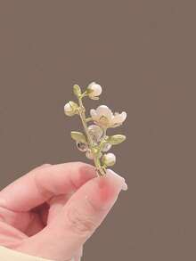 1件茉莉花胸針徽章 合金珍珠奢華春季Ins風優雅時尚女款 精緻百搭 日常通勤婚禮派對衣物包包西裝配件 - 彩色 - 查看 7
