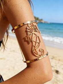 1 pieza Brazalete abierto con patrón geométrico hueco asimétrico, estilo elegante y sexy, estilo europeo y americano, nuevo diseño de caballito de mar hueco, joyería de moda para divas sexys, adecuado para fiestas, galas, vacaciones, todo el año, regalo festivo - Dorado - Ver 1