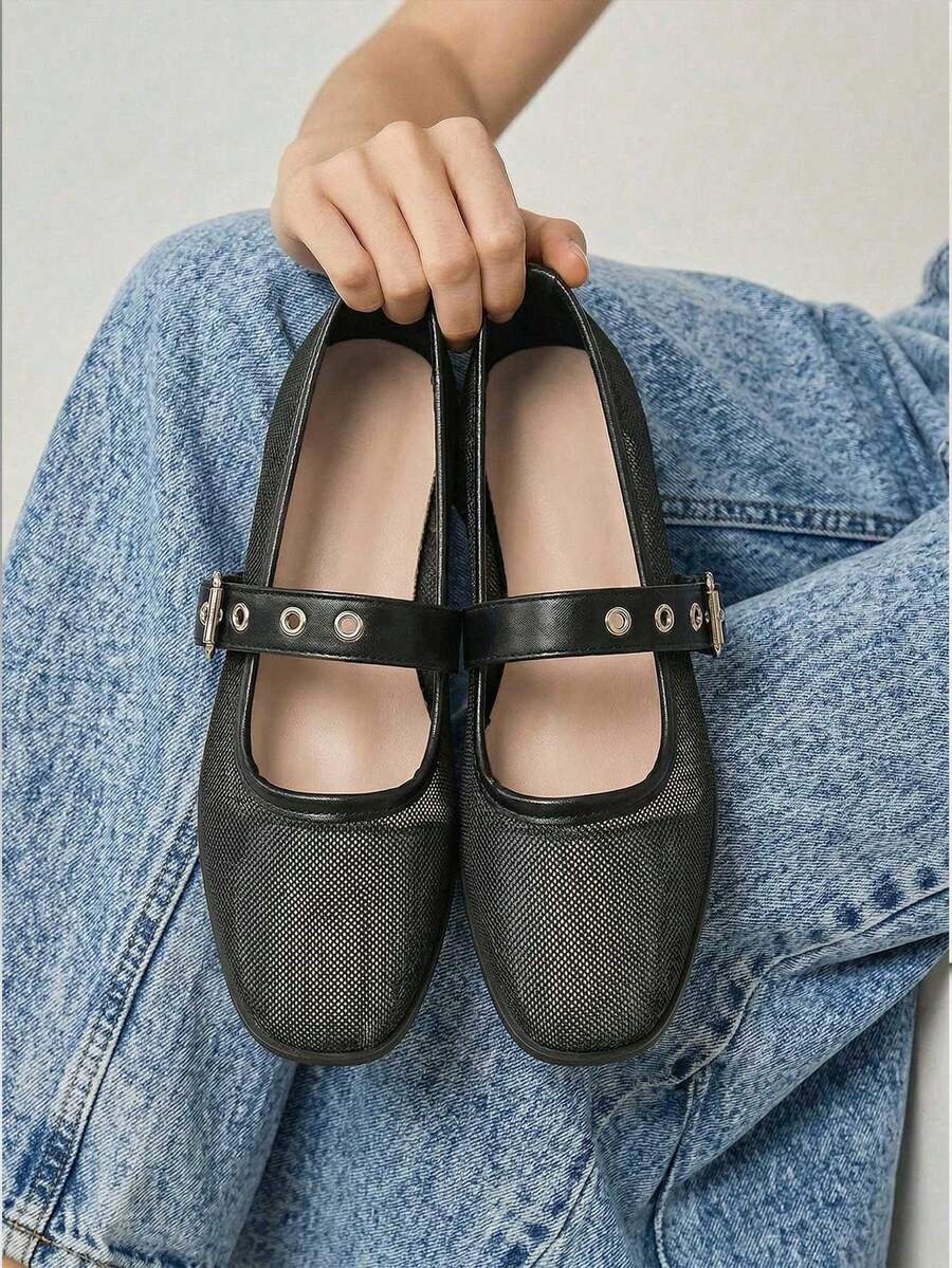 Giày lười nữ thời trang tối giản, thoải mái và chắc chắn với khóa cài, màu đen và be. - màu đen - Xem 1