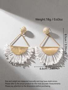1 Pair Handmade Woven Raffia White Fan-Shaped Earrings, Fresh Beach Style, Fashionable Unique Geometric Raffia Pendant Earrings Suitable For Women's Daily, Vacation, And Party Wear - White - View 6