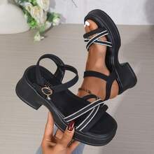 Sandal kiểu La Mã mới năm 2026 dành cho nữ, kiểu dáng mùa hè đa năng, mang đến vẻ đẹp thanh lịch như nàng tiên, sandal đế dày đính đá lấp lánh đi biển. - màu đen - Xem 15