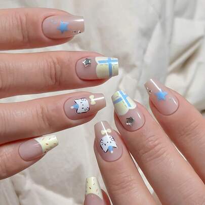 30 piezas de uñas postizas en forma de ataúd, uñas cortas, uñas francesas, uñas decoradas con estrellas, uñas a rayas, uñas postizas brillantes de cobertura completa para uso diario, reutilizables para mujeres, fáciles de usar y quitar, equipadas con pegamento de gelatina y suministros de limado de uñas, adecuadas para fiestas, bailes, etc.