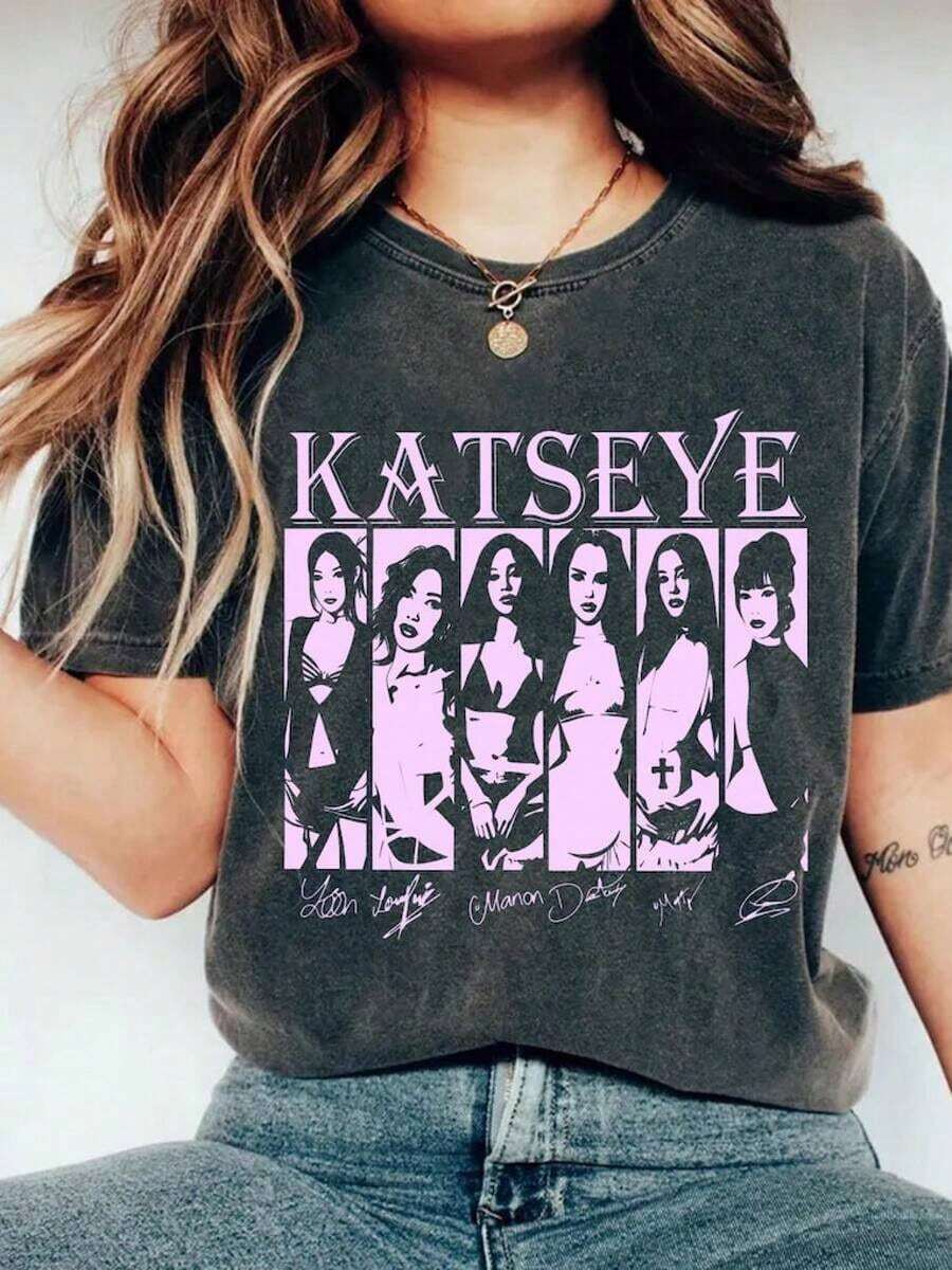 Katseye Girls Tee, Katseye Members Shirt, Katseye Merch, Katseye Kpop Shirt, Beautiful Chaos Tour, Kpop Music Fan Gift, Kpop Birthday Shirt Printed Cotton T-Shirts Kids Summer Casual Short Sleeve Tees Suitable For Outdoor Casual Wear In Summer,Mommy And Daughter Matching Outfit - màu đen - Xem 1