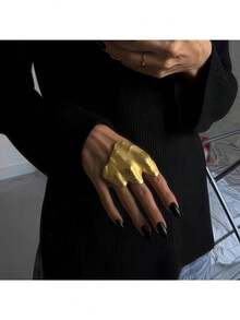 Niche Irregular Texture Ring, Exaggerated And Personalized Knuckle Ring, Artistic Wide-Band Ring, Three-Dimensional Folded Texture Design, Dark Cool And Stylish Versatile Hand Accessory, Niche-Designed Irregular Folded Joint Ring, Minimalist And Advanced Cold-Style Ring, Unique And Exquisite Three-Dimensional Shaped Knuckle Ring, Versatile And Personalized Hand Accessory - Nhẫn đeo đốt ngón tay thể hiện cá tính phóng đại - Xem 3