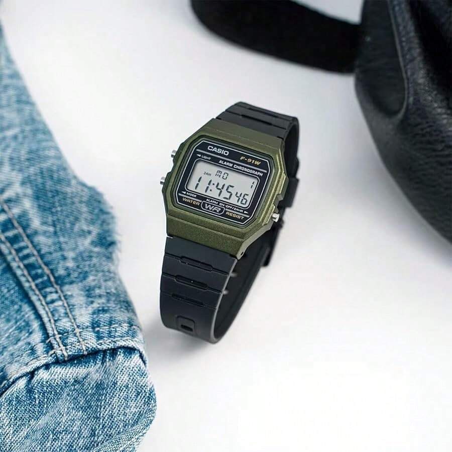 Casio 1件男女通用复古数字手表，LED显示屏，轻质树脂/钢表带，腕表，型号：F-91WM-3A - 綠色 - 查看 1
