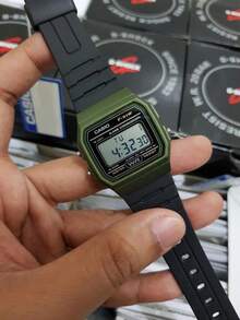 Casio 1件男女通用复古数字手表，LED显示屏，轻质树脂/钢表带，腕表，型号：F-91WM-3A - 綠色 - 查看 4