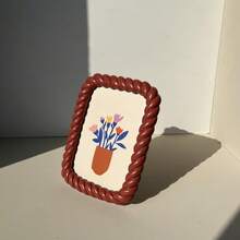 Twisted Border Resin Photo Frame, 6/7 Inch Desktop Photo Frame, Cute Wavy Border Design, Available In Olive Green, Terracotta Pink, And Lemon Yellow, Perfect For Home Decor Photo Display. - màu đỏ gạch - Xem 2