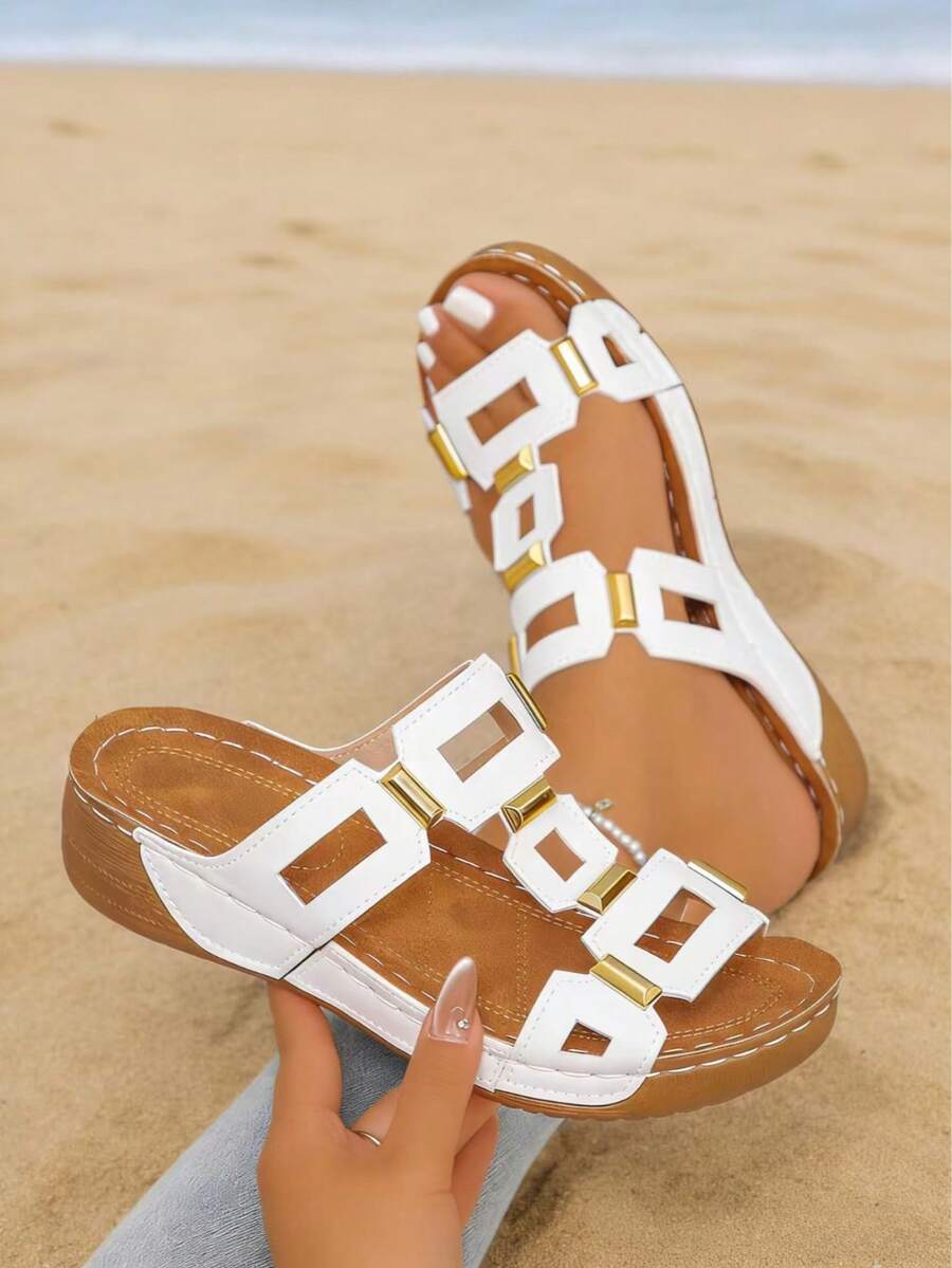 Sandal nữ mùa hè kiểu Âu Mỹ nhẹ nhàng, thiết kế hình học rỗng, khóa giả kim loại, quai đơn, đa năng cho bãi biển, kỳ nghỉ và mặc hàng ngày.