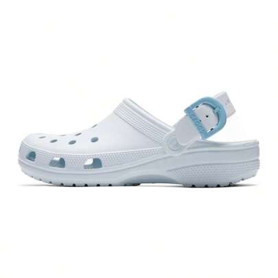 Crocs Dép thể thao nữ/dép lê cổ điển nhiều màu sắc, mẫu mới mùa hè 2026 dành cho nam và nữ, dép lê màu xanh nhạt có khóa trang trí 213347-5EA